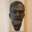 Henryk Sienkiewicz - rzeźba (głowa) w budynku PAU w Krakowie. ...