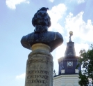 Pomnik Tadeusza Kościuszki przed ratuszem w Siedlcach.