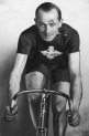 Jan Łazarski na rowerze.