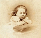 Portret Marii Róży "Biszetty" Branickiej, późniejszej Radziwiłłowej, w wieku około 3 lat.