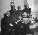 Polska ekipa na Międzynarodowe Zawody Hippiczne o "Puchar Narodów" w Nowym Jorku z wizyta u prezydenta Ignacego Mościckiego w grudniu 1927 r.