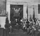 Dekoracja sztandarów warszawskich szkół akademickich odznaką 36 Pułku Piechoty Legii Akademickiej, Warszawa czerwiec 1929 r.