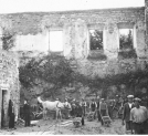 Odbudowa ruin zamku książąt Wiśniowieckich w Zbarażu przez Związek Oficerów Rezerwy RP w 1935 roku.