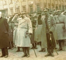 Msza polowa dla uczczenia zajęcia Wilna połączona z przeglądem wojsk na pl. Saskim w Warszawie,  25.04. 1919 r.