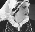 Leokadia Pancewicz-Leszczyńska jako Gospodyni w przedstawieniu "Wesele" w Teatrze Narodowym w Warszawie w 1932 r.