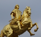 Złoty Jeździec w Dreźnie - pomnik elektora Saksonii i króla Polski Augusta II Mocnego.
