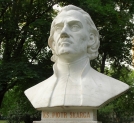 Popiersie Piotra Skargi z jego pomnika w parku Jordana w Krakowie.