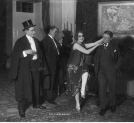 Farsa „Najszczęśliwszy z ludzi” Stefana Kiedrzyńskiego w Teatrze Letnim w Warszawie w 1925 roku.