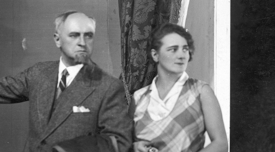  Przedstawienie „Egzotyczna kuzynka” Louisa Verneuila w Teatrze Letnim w Warszawie w 1930 roku.  