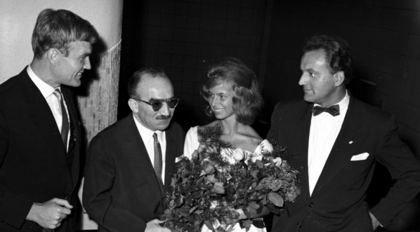  Twórcy na premierze filmu "Krzyżacy" 2.09.1960 r.  