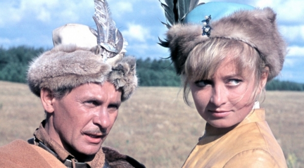  Tadeusz Łomnicki i  Magdalena Zawadzka w filmie Jerzego Hoffmana "Pan Wołodyjowski" z 1969 roku.  