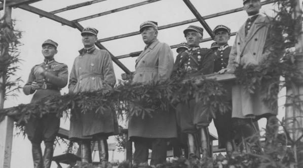  Zawody wojskowe garnizonu krakowskiego na rzecz Funduszu Obrony Morskiej w czerwcu 1934 roku.  