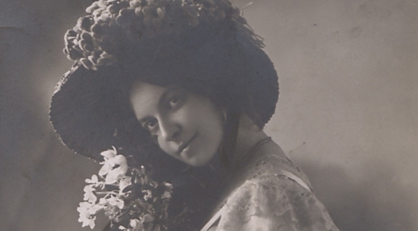  Maria Morozowicz-Szczepkowska, fotografia portretowa (ok. 1909 r.)  