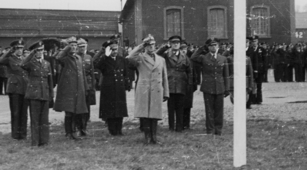  Wizyta gen. Władysława Sikorskiego w centrum szkoleniowym Polskich Sił Powietrznych w Bron 27.03.1940 r. (2)  