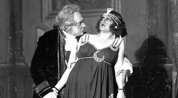  Przedstawienia operowe Giacomo Pucciniego "Tosca" w Teatrze im. Juliusza Słowackiego w Krakowie w lipcu 1927 roku.  
