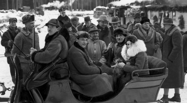  Polowanie reprezentacyjne w Białowieży w styczniu 1934 roku.  