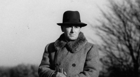  Polowanie reprezentacyjne w lasach Komory Cieszyńskiej. (fot. Witold Pikiel, listopad 1932 r.)  