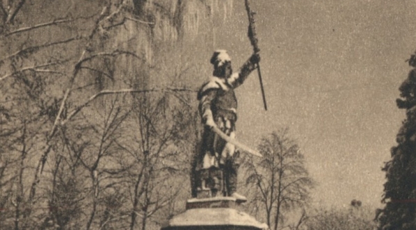  Lwów, pomnik Kilińskiego w Parku Kilińskiego. (fot. Adam Lenkiewicz)  