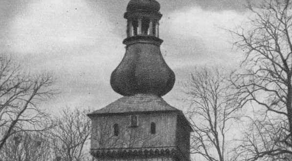  Stary drewniany kościół św. Marii Magdaleny, w którym mieści się Muzeum im. Władysława Orkana.  