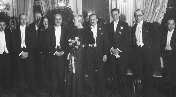  Bal zorganizowany przez Towarzystwo Polsko-Węgierskie w gmachu Resursy Obywatelskiej w Warszawie 3.03.1935 r.  