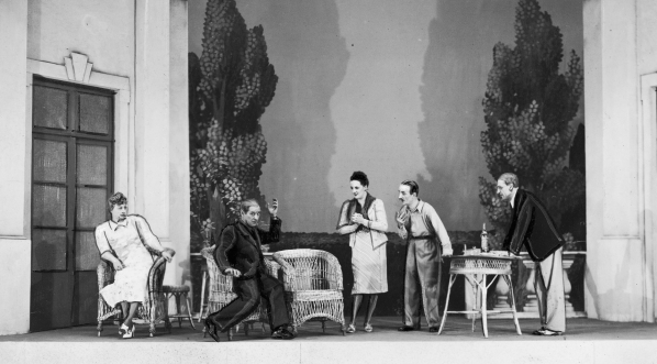  Przedstawienie "Dlaczego zaraz tragedia" Romana Niewiarowicza w Teatrze Miejskim w Katowicach w 1939 roku.  