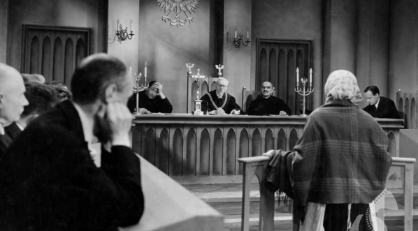  Scena z filmu Juliusza Gardana "Wyrok życia' z 1933 roku.  