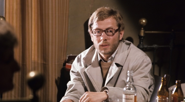  Władysław  Kowalski w filmie Janusza Morgensterna "S.O.S." z 1974 roku.  