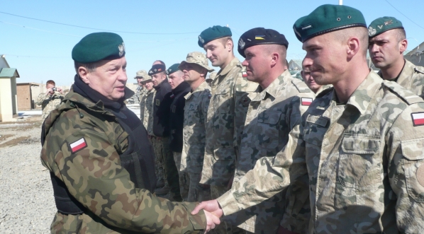  Szef SG WP w polskich bazach w Afganistanie w dniach 22-23.01.2009 r.  