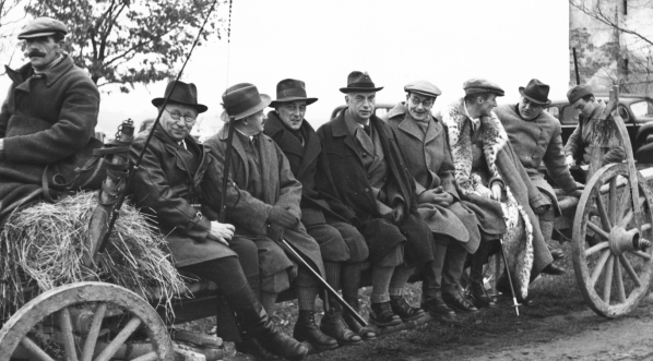  Polowanie reprezentacyjne w lasach Komory Cieszyńskiej w listopadzie 1938 r.  