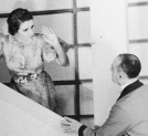 Irena Górska i Władysław Szczawiński w przedstawieniu "Stare wino" Seymoura Hiicksa i Ashley'a Dukesa w Teatrze Miejskim w Wilnie w 1936 r.