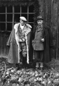 Polowanie reprezentacyjne w lasach Komory Cieszyńskiej. (fot. Witold Pikiel, listopad 1938 r.)
