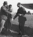 Wizyta sekretarza ministra obrony narodowej Wielkiej Brytanii lorda Apsleya u księcia Karola Mikołaja Radziwiłła w 1937 roku.