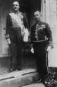 Poseł nadzwyczajny i minister pełnomocny Polski w Japonii Zdzisław Okęcki po złożeniu listów uwierzytelniających cesarzowi Japonii Hirohito 1 maja 1928 r.