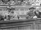 Trybuna obserawtorów Międzynarodowych Mistrzostwa Warszawy w Tenisie Ziemnym na kortach Legii we wrześniu 1931 roku.