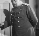 Bogusław Samborski jako pułkownik żandarmerii Sierow w jednej ze scen filmu "Na Sybir"..