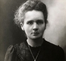 Portret Marii Skłodowskiej-Curie wykonany przed 1907 rokiem.