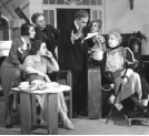 Przedstawienie "Królewska rodzina" w Teatrze im. Juliusza Słowackiego w Krakowie w kwietniu 1934 roku.