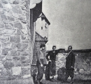 Wycieczka z synami w Orawskich Zamkach w 1934 roku.