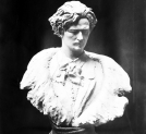 Popiersie Ignacego Jana Paderewskiego autorstwa artysty rzeźbiarza Alfreda Nossiga.