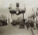 Brama triumfalna wzniesiona na przyjazd cara Mikołaja II przy ul. Aleksandrowskiej w Warszawie 31.08.1897 r.