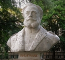Pomnik Józefa Hauke  w parku Jordana w Krakowie.