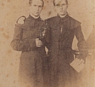 Bracia Zenon i Stanisław Chodyńscy jako alumni Wyższego Seminarium Duchownego we Włocławku.