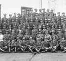 Szwadron szkolny z oficerami i podoficerami Szkoły Podoficerów Zawodowych Kawalerii 13.06.1927 r.