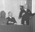 Senator Alojzy Pawelec wygłasza przemówienie na zjeździe działaczy wiejskich Obozu Zjednoczenia Narodowego w Katowicach 10.04.1939 r.