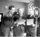 Próba operetki Adama Lenczowskiego "Przygoda w Grinzingu" w Rozgłośni Krakowskiej Polskiego Radia we wrześniu 1937 r. .
