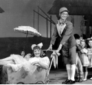 Operetka "Cygańska miłość" w niemieckim Teatrze Miejskim w Warszawie w marcu 1941 r.