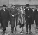 Pożegnanie na dworcu kolejowym ministra spraw zagranicznych Józefa Becka wyjeżdżającego do Londynu na nadzwyczajną sesję Rady Ligi Narodów, 12.03.1936 r.