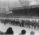 Otwarcie międzynarodowego turnieju hokeja na lodzie w Krynicy w styczniu 1933 r.