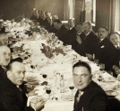 Bankiet po wręczeniu nagrody literackiej im. Leona Reynela Adamowi Grzymale Siedleckiemu w 1934 roku.