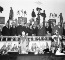 Wystawa lalek artystki malarki Stefanii Łazarskiej w 1932 roku.
